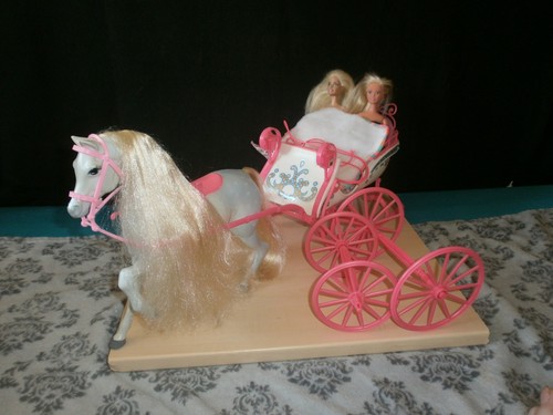 Barbie pferde kutsche ski fun - pferde,